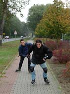 Matthias und Roberto auf Inlinern in M&uuml;llrose