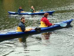 Roberto, Matthias, Claudia und Heike auf dem Oder-Spree-Kanal