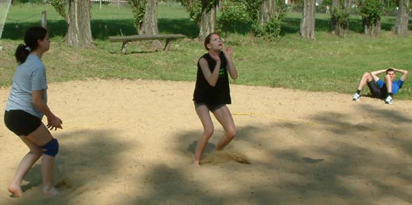Jennifer bei der Ballannahme