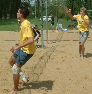 rechts Tobias M. nach seinem Angriff
