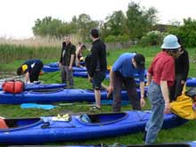 12.33 Uhr: Ankunft der Paddler in Riewend.