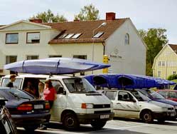 vor der Touristeninformation in Bengtsfors