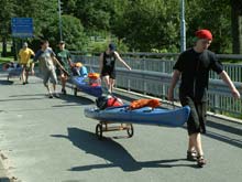 Bootstransport durch Tidaholm