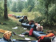 Janina F. und Heiko F. warten auf die Kraftfahrer